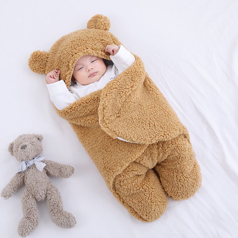 Baby Blanket and Pyjamas in Bear Design