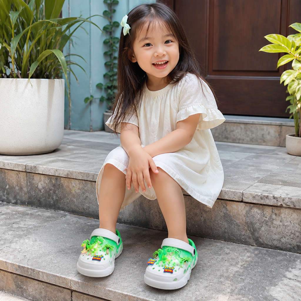 Kids’ LED Dinosaur Clogs – Light-Up Non-Slip Summer Garden & Beach Shoes