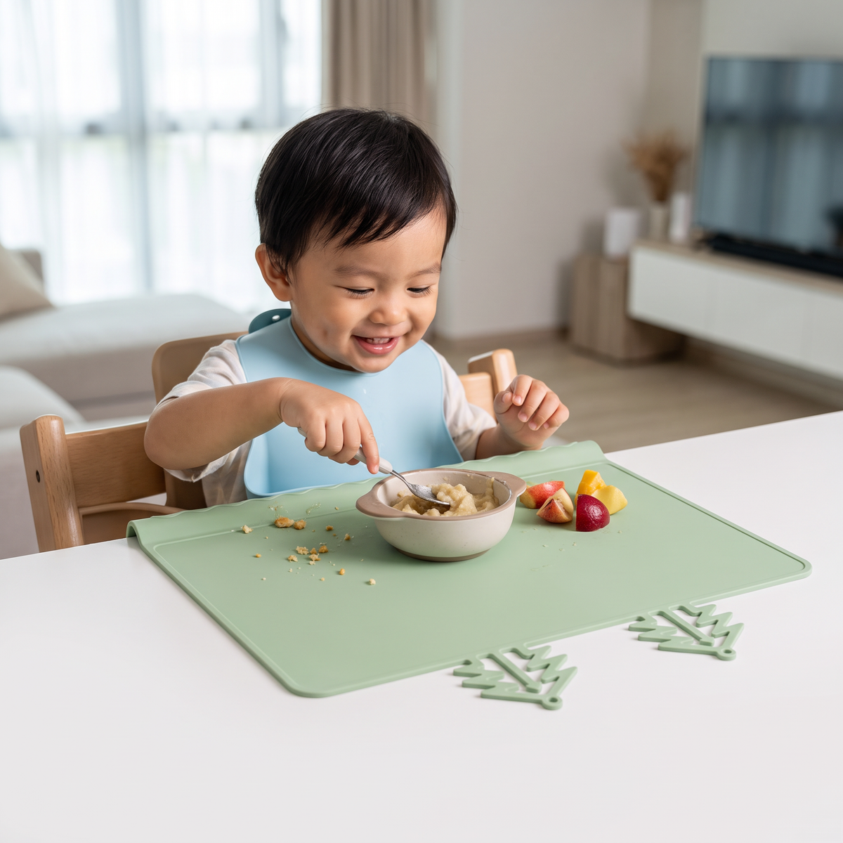 BabySafe Practical & Hygienic Silicone Baby Placemat with Raised Edge