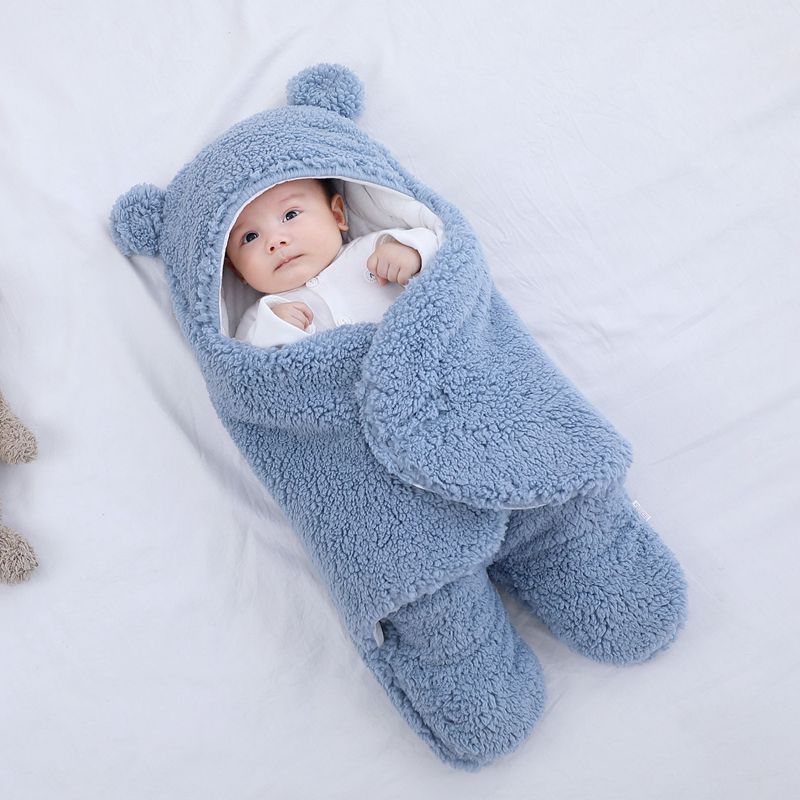 Baby Blanket and Pyjamas in Bear Design