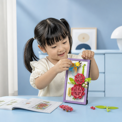 DIY 3D Nature Frame Building Blocks Set – Flowers & Insects