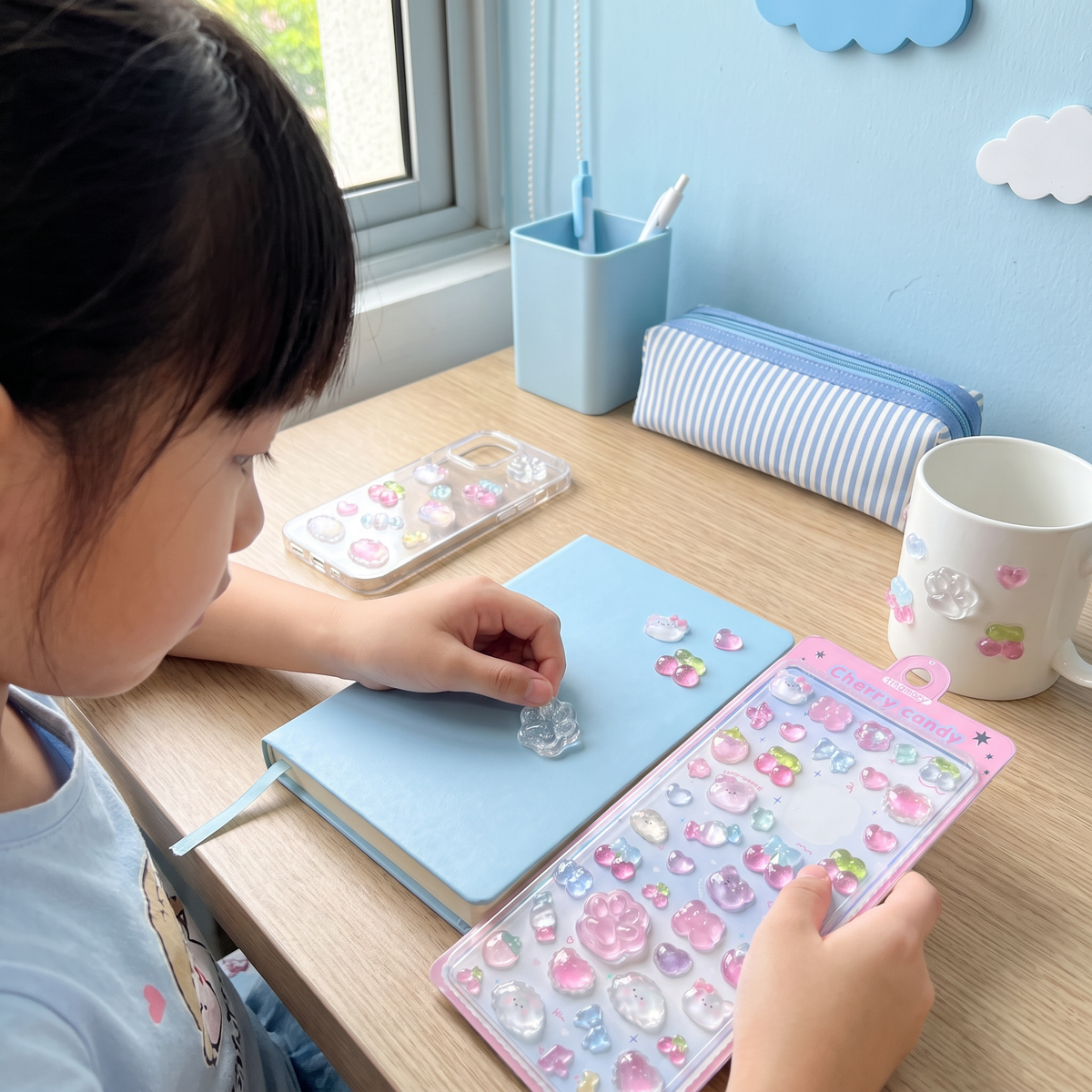 3D Squishy Pet Paw Stickers – Cute Puffy Stickers for Kids